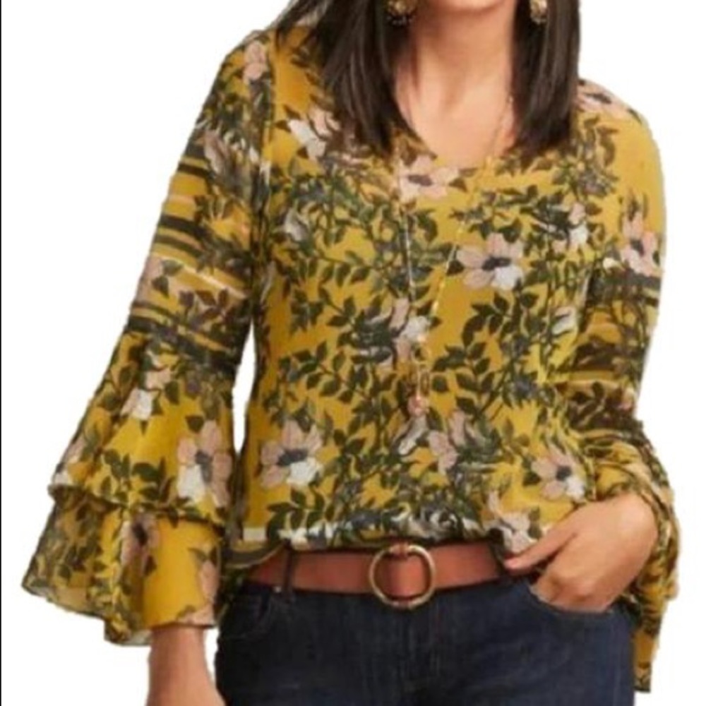 CAbi Scene Blouse in Large.